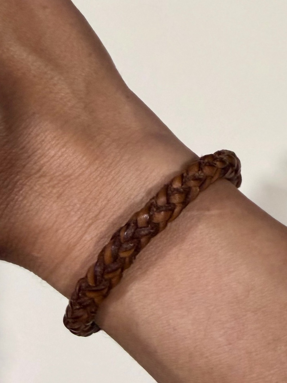 LIKE NEW! Men's Braided Leather Bracelet - Brown